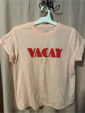 Universal Thread Pink 'VACAY' Graphic Tee